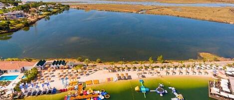 In Strandnähe, Strandtücher