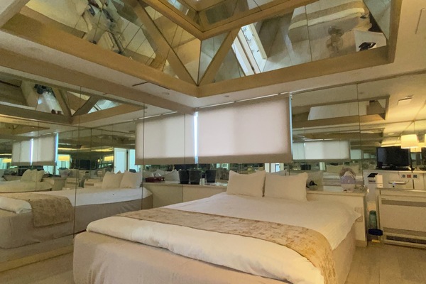 Room 7 | Individually decorated, individually furnished, free WiFi, bed sheets