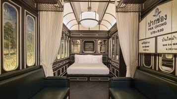 Classic Room | In-room safe, iron/ironing board, free WiFi