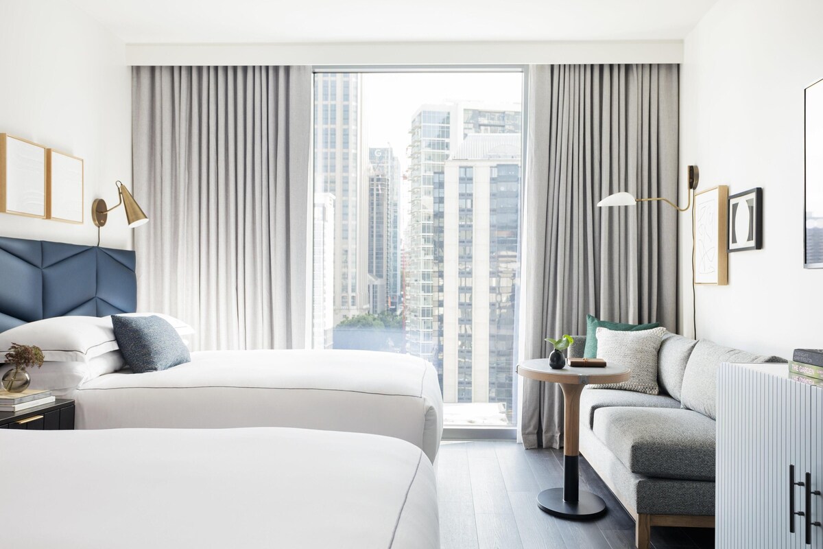 In-room safe, iron/ironing board, WiFi (free)