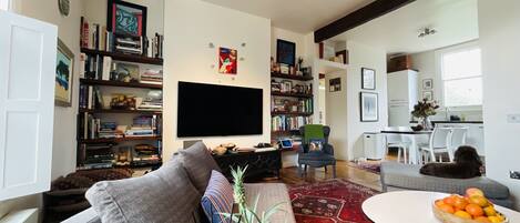 Smart TV, DVD player