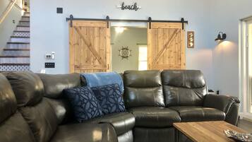 Smart-TV, Kamin, Videospiele, DVD-Player