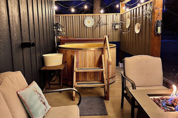 Relax in the Hot Cedar Soaking Tub. Hot is drained & refilled between each stay