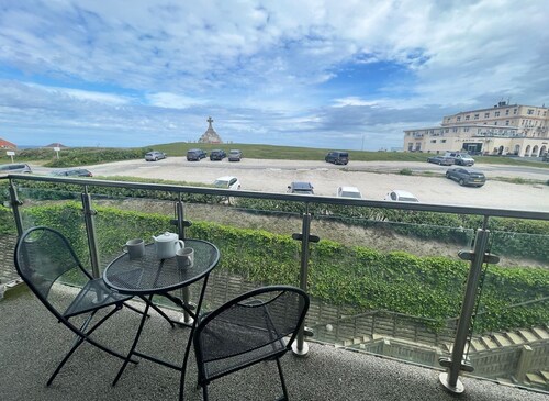 38 Zinc -  an apartment that sleeps 6 guests  in 2 bedrooms