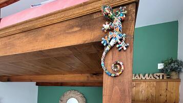 Fer et planche Ă repasser, lit parapluie, Wi-Fi gratuit, draps fournis