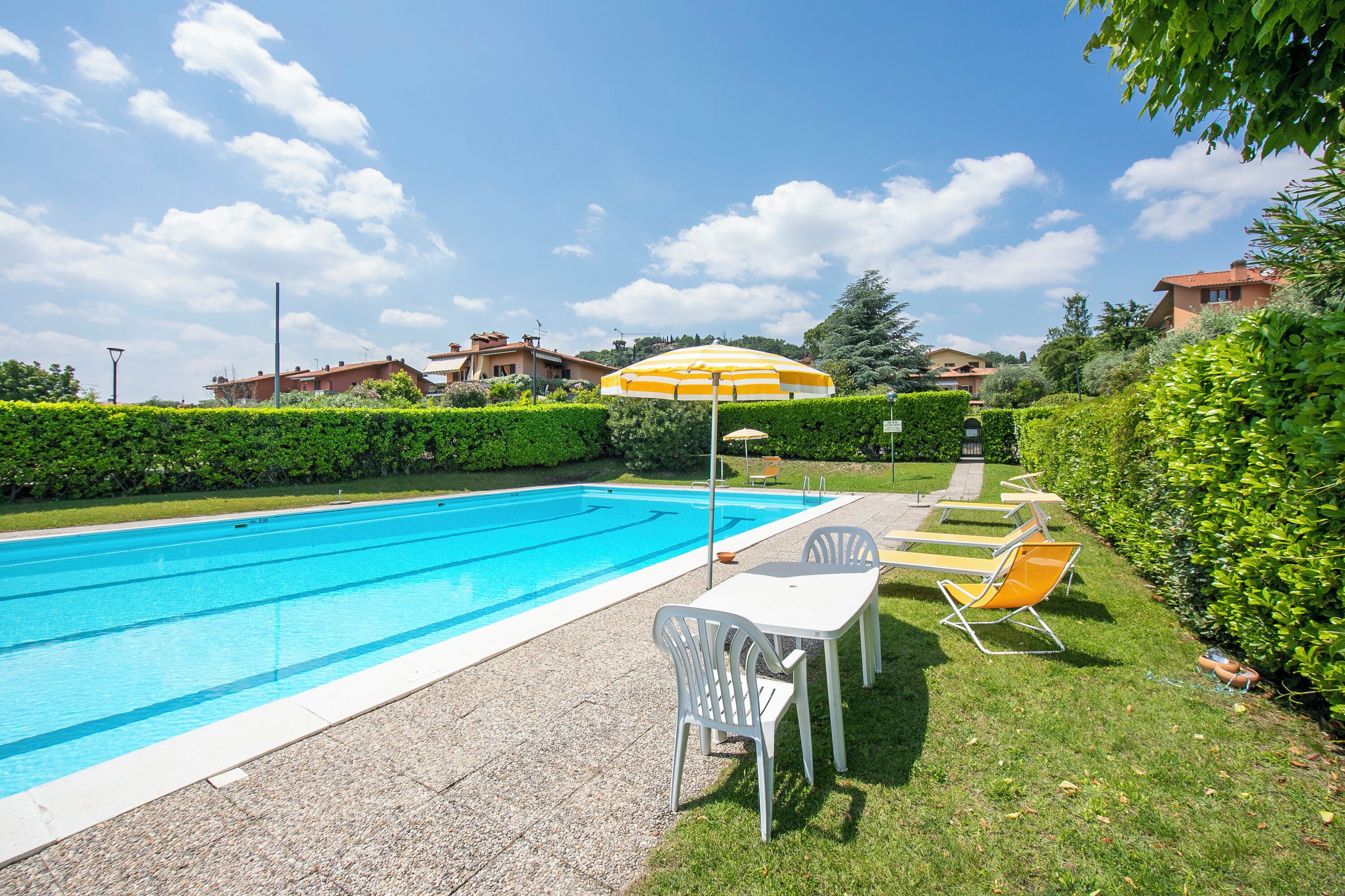 Appartement Familial, plusieurs chambres, côté montagne (La Casa Accanto With Shared Pool) | Piscine