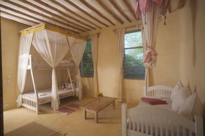 4 dormitorios, tabla de planchar con plancha, wifi y ropa de cama