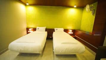 Deluxe Twin Room, Multiple Beds, Ensuite | Free WiFi