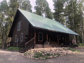 Exterior - Cozy 3Bed 2Bath Cabin - Lodge / Snowmobile / UTV Rental Nearby (Cimarron)