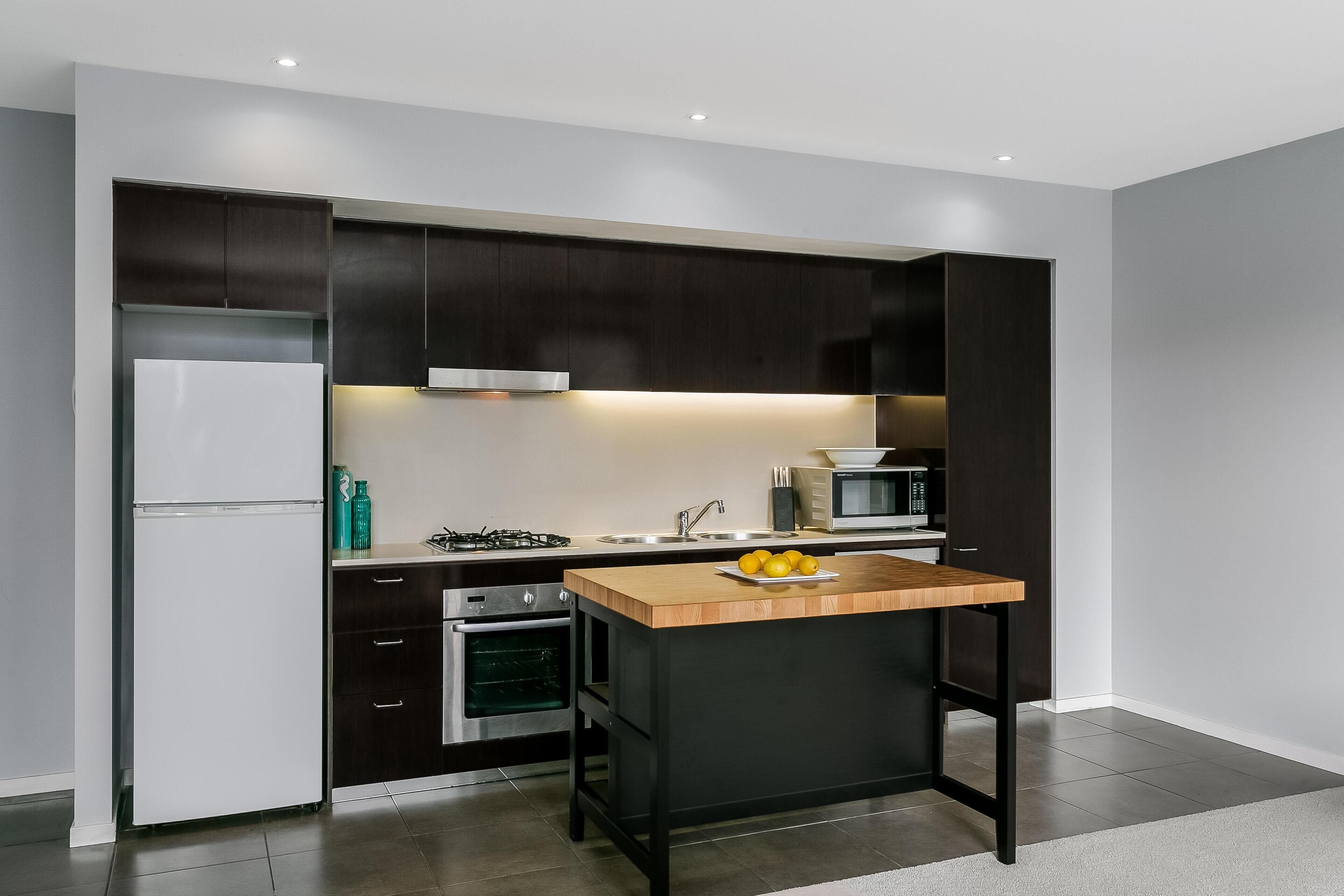 Microwave, stovetop, dishwasher