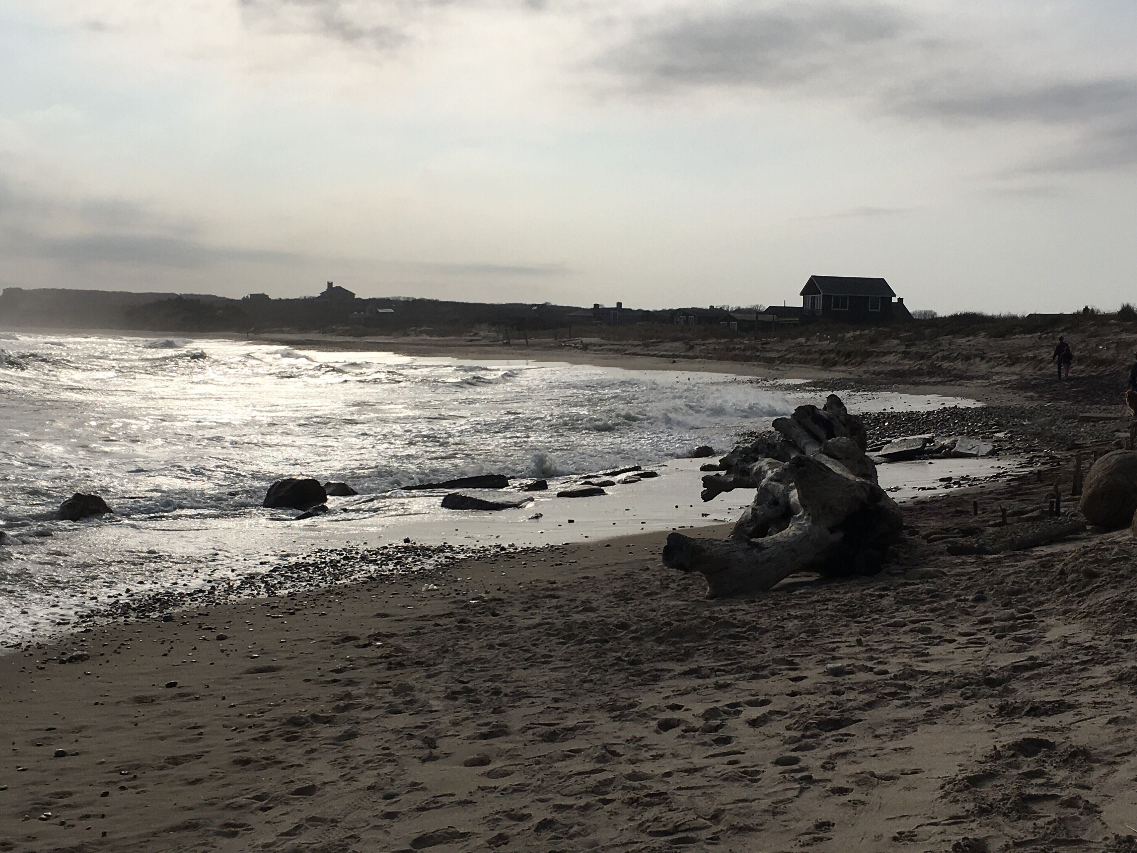 Midwaves- Ditch Plains at the Beach