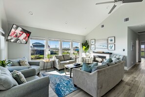 Smart TV, fireplace, video games, ping pong
