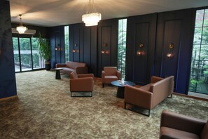 Reception - The Rest Port Nd Downtown (Edirne)