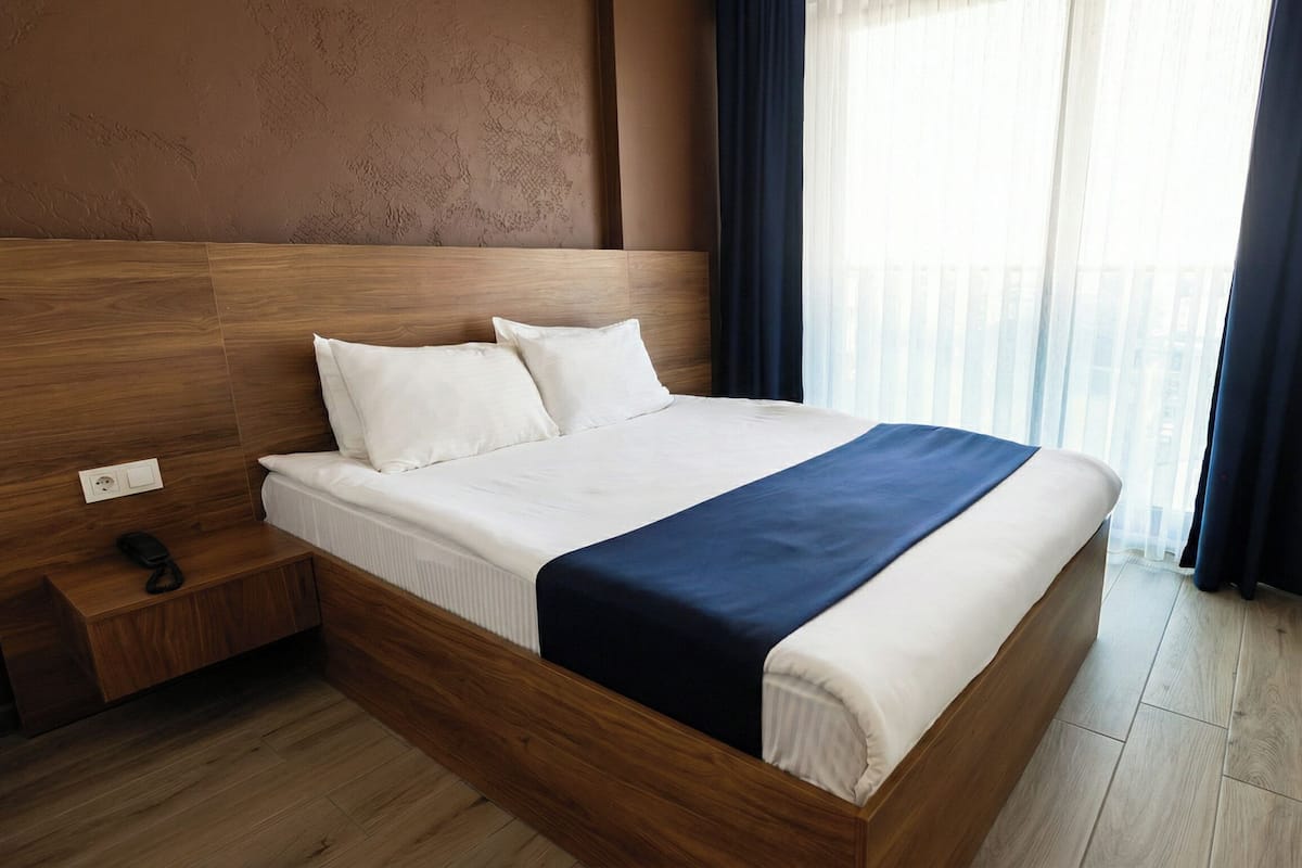 Minibar, desk, laptop workspace, soundproofing