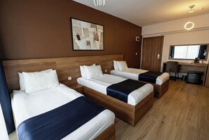 Family Suite | Minibar, desk, laptop workspace, soundproofing - The Rest Port Nd Downtown (Edirne)