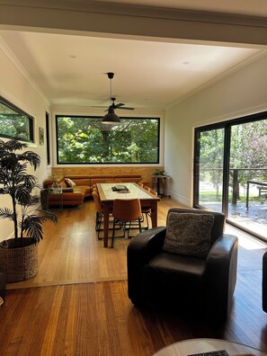 Interior - High country retreat short walk to town  (Jamieson)