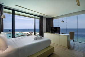 Executive Sea View with Balcony | Egyptian cotton sheets, premium bedding, down comforters, desk - Swarn by Hawks Hotels Kamadhoo Baa Atoll (Kamadhoo)