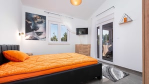 Villa (Three Bedroom villa with Swimming Poo) - Villa Nero (Vir)