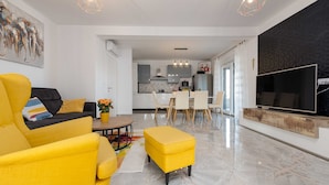 Villa (Three Bedroom villa with Swimming Poo) | Living room - Villa Nero (Vir)