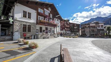 Family Studio, Balcony, Mountain View (Monterosa Cozy Apartment 200m From) | Exterior