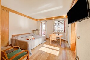 Estudio familiar, vistas a la montaña (Monterosa Cozy Apartment 200m From) | 1 dormitorio, wifi gratis, ropa de cama