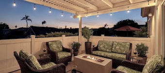 Elegant Beach-View Vacation Rental, Just 99 Steps 2 Sand, Pet-friendly!