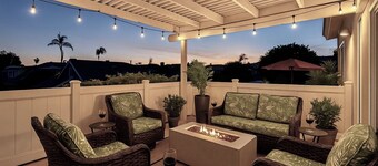 Elegant Beach-View Vacation Rental, Just 99 Steps 2 Sand, Pet-friendly!