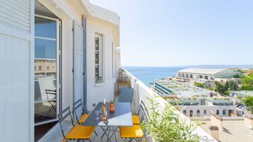Apartment | Terrace/patio