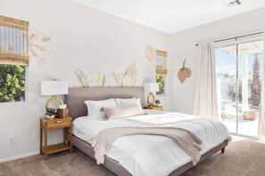 5 chambres, lit de bébé portatif, Wi-Fi, literie fournie