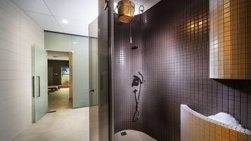 Lichaamsbehandelingen, hydrotherapie, aromatherapie, hotstone-massages