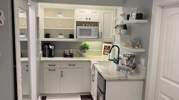 Fridge, microwave, dishwasher, coffee/tea maker