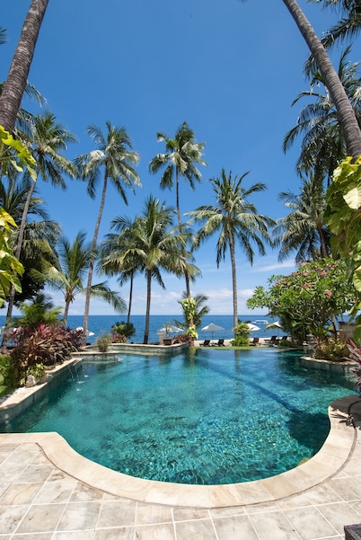 Alam Anda Ocean Front Resort & Spa