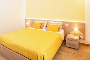 1 Schlafzimmer, Schreibtisch, Bügeleisen/Bügelbrett, kostenloses WLAN