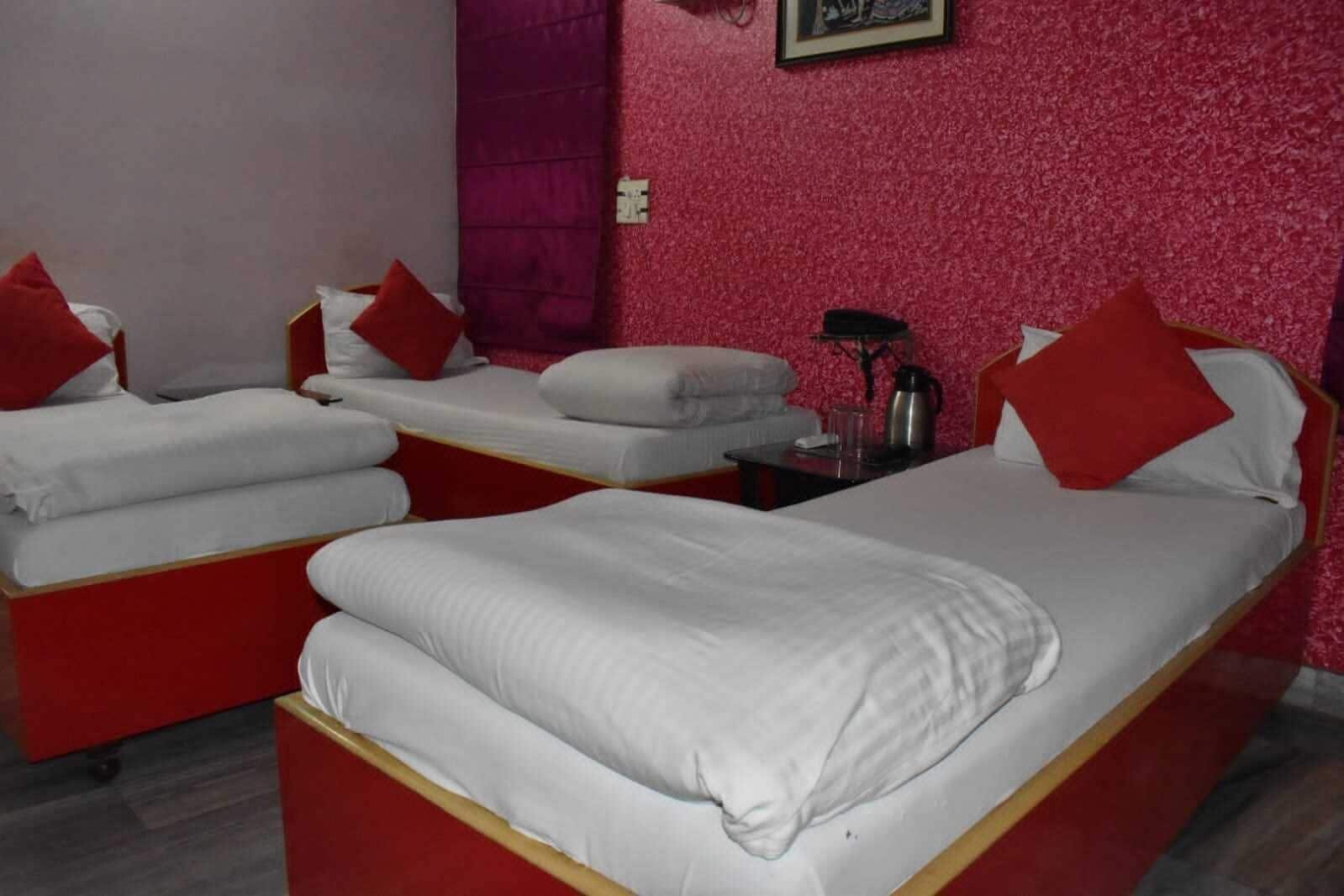 Deluxe Triple Room | Free WiFi
