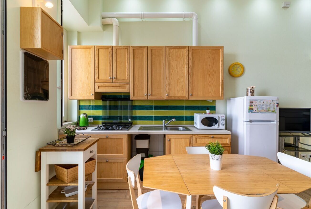 Microwave, stovetop, toaster