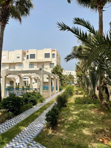 Grand Duplexe Mer et Piscine in Tangier