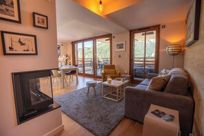 TV, books - Flambeau B03 Quiet mountain view in Châtel (Châtel)