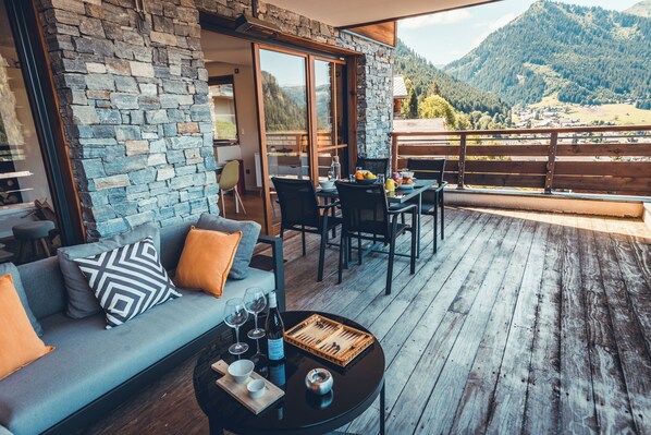 Outdoor dining - Flambeau B03 Quiet mountain view in Châtel (Châtel)