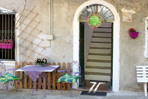 Apartment 'Orizzonte Calmo' with Mountain View, Garden and Wi-Fi