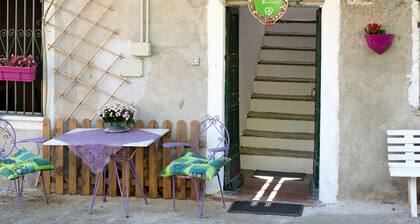 Apartment 'Orizzonte Calmo' with Mountain View, Garden and Wi-Fi