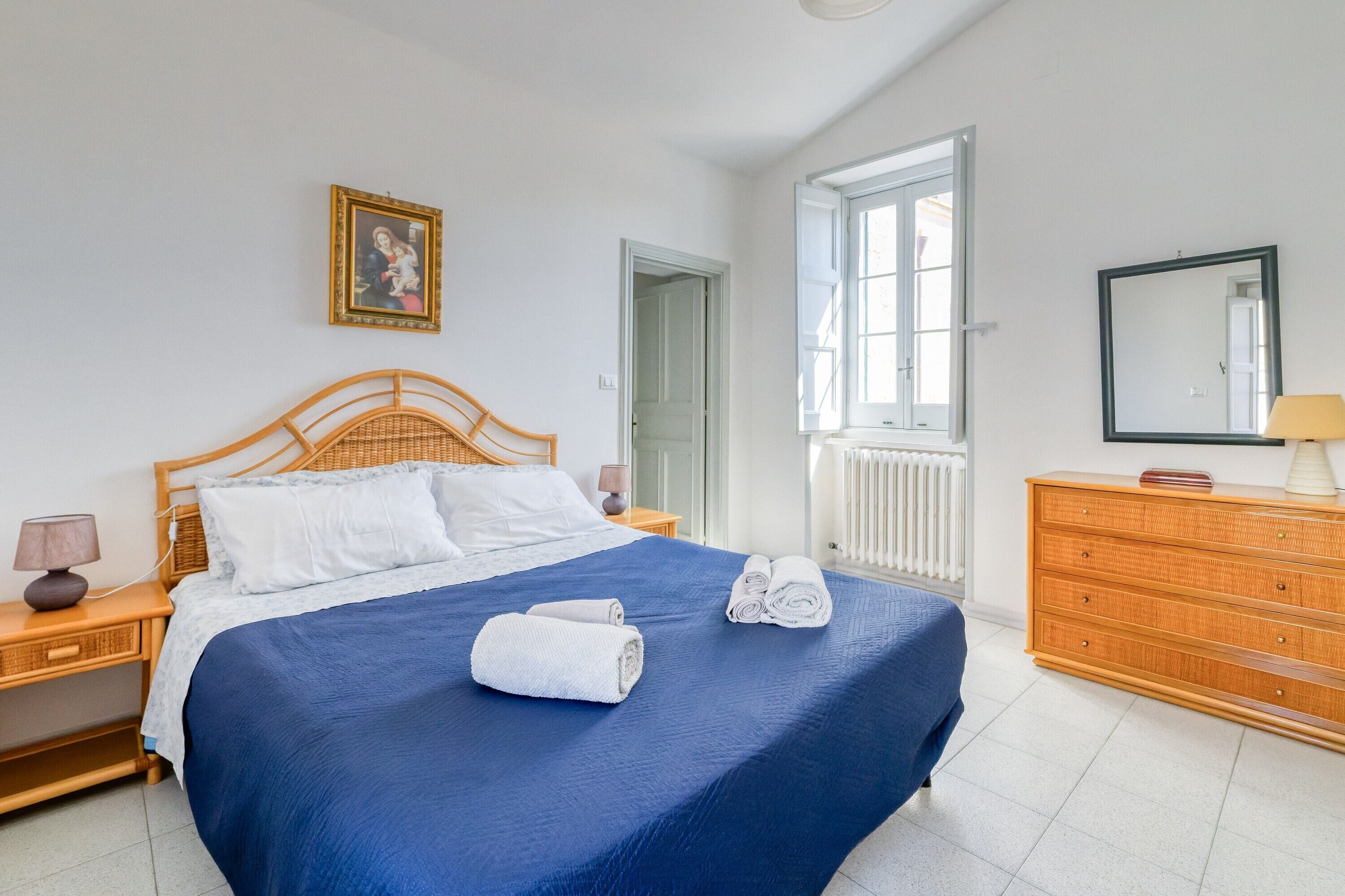 3 camere, ferro/asse da stiro, Wi-Fi gratuito, lenzuola