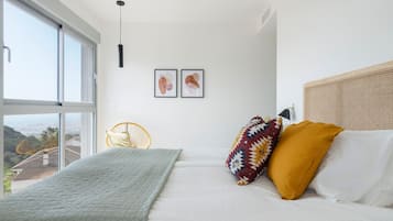 2 slaapkamers, een strijkplank/strijkijzer, gratis wifi, beddengoed