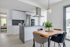 Dining - Central Apartment with a View, Shared Pool & Wi-Fi (Mijas Pueblo)