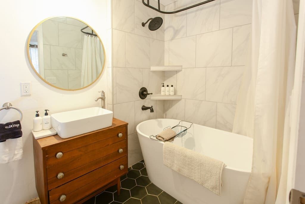Hair dryer, towels
