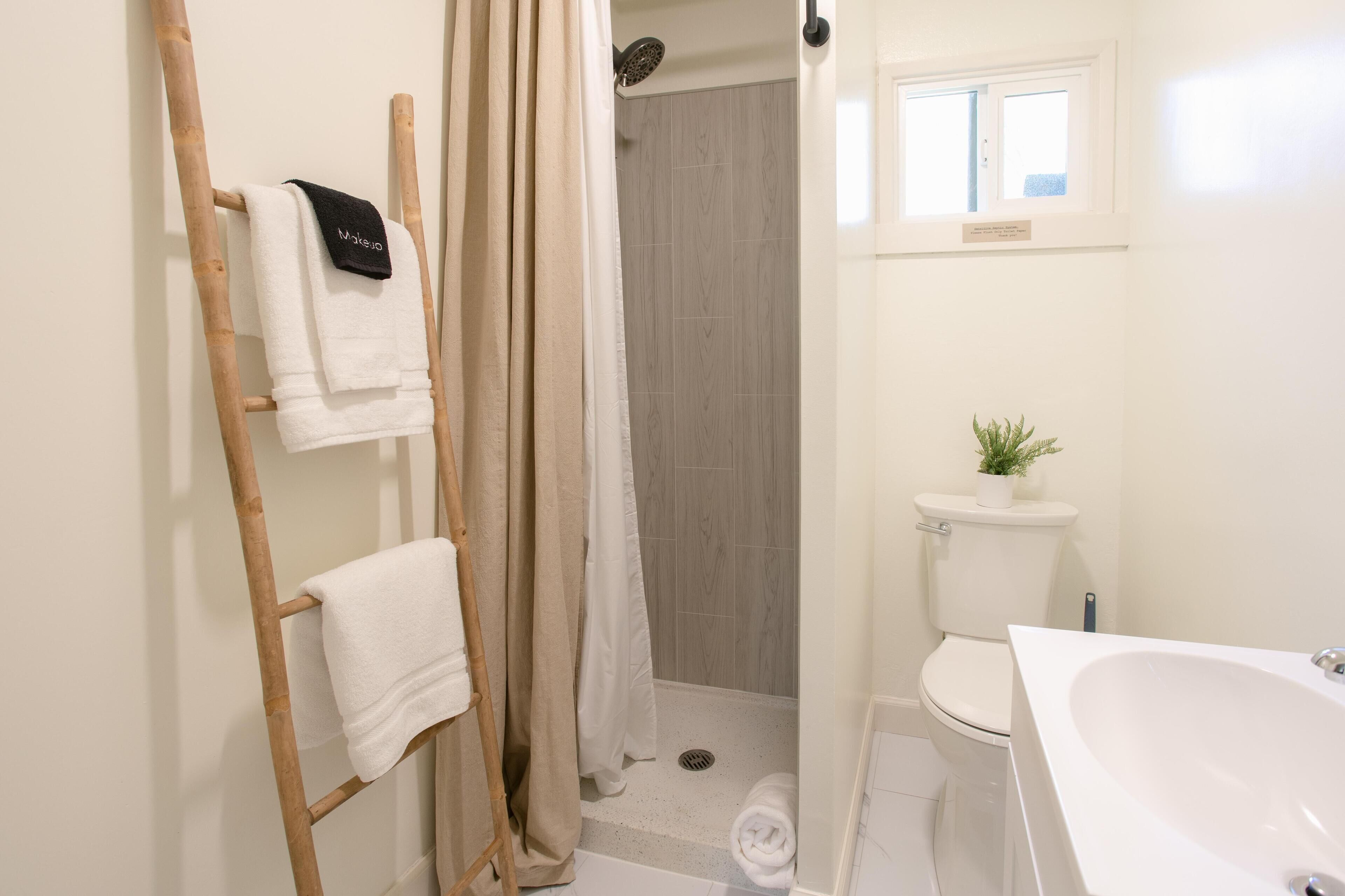 Hair dryer, towels