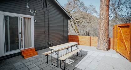 Located in a scenic area perfect for travelers along I-5. You are right by the Rogue River, offering stunning views and tranquility, yet conveniently positioned for easy travel access.