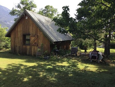 Petit Chalet Idéal Pour L'été Proche du lac