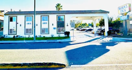 Casa Blanca Express & Suites Cypress Buena Park - Anaheim Area