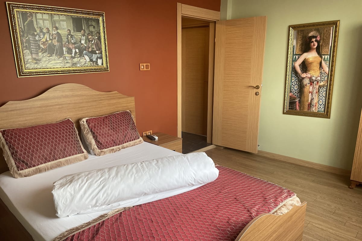 Comfort-Apartment, 3 Schlafzimmer, Veranda | 2 Schlafzimmer, hochwertige Bettwaren, Schreibtisch