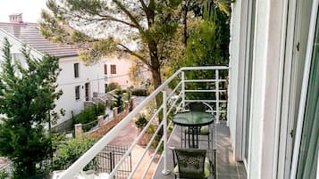Apartment (One Bedroom Apartment with Balcony wi) | Balkon